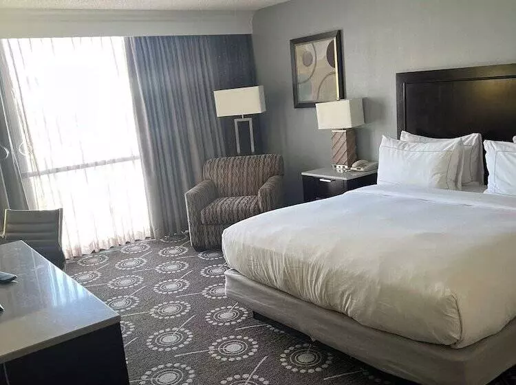 ホテル Wyndham Midland Downtown