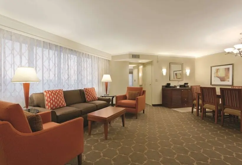 Embassy Suites Hotel Denver Tech Center