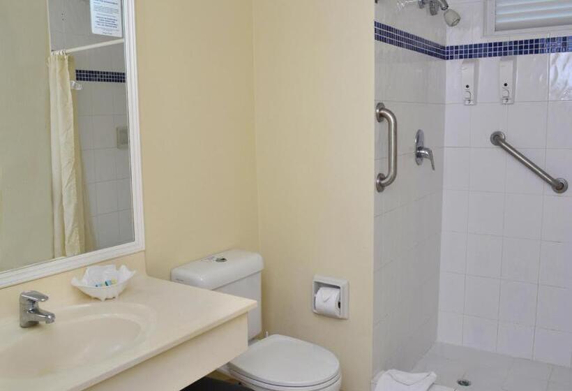 هتل Blue Orchids Beach