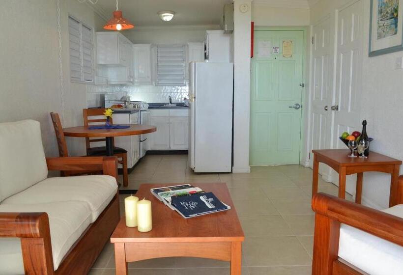 هتل Blue Orchids Beach