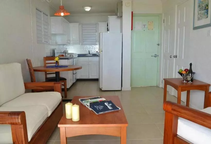 هتل Blue Orchids Beach