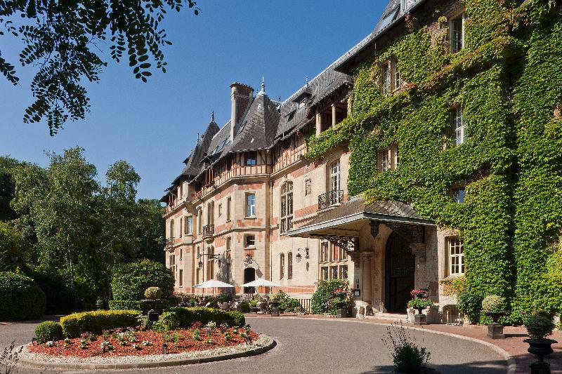 هتل Chateau De Montvillargenne