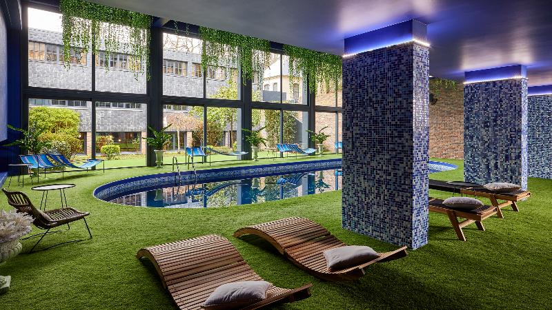 هتل Chateau De Montvillargenne