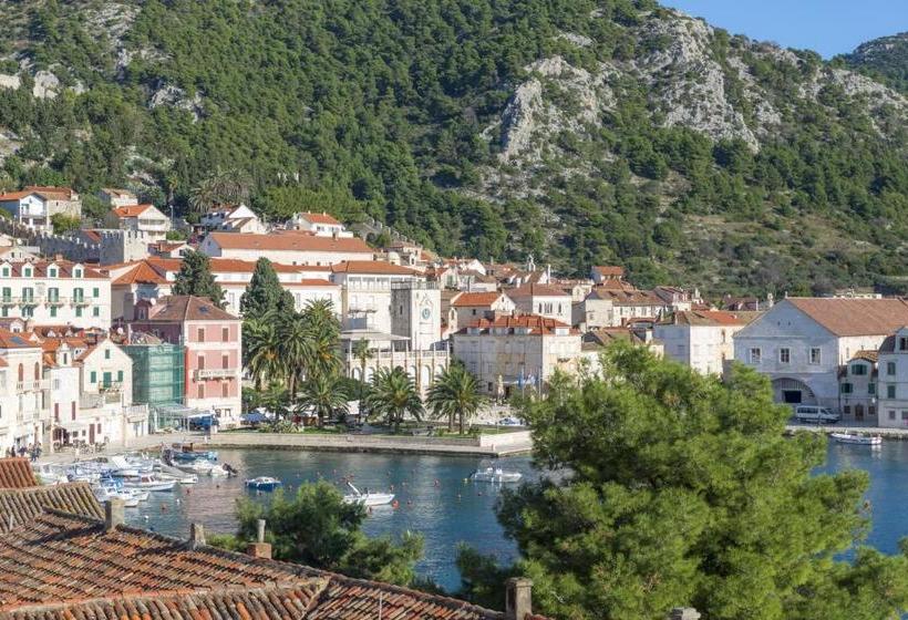 Hotel Delfin Hvar