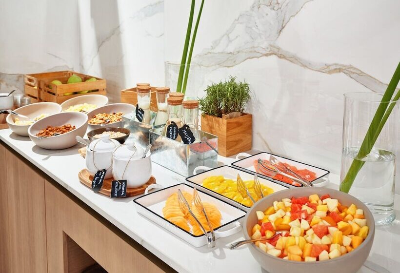 Maistra City Vibes Hotel International