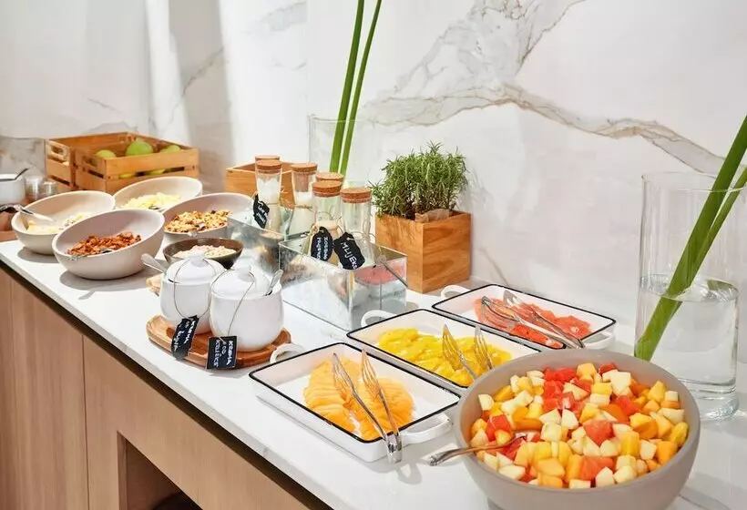 Maistra City Vibes Hotel International