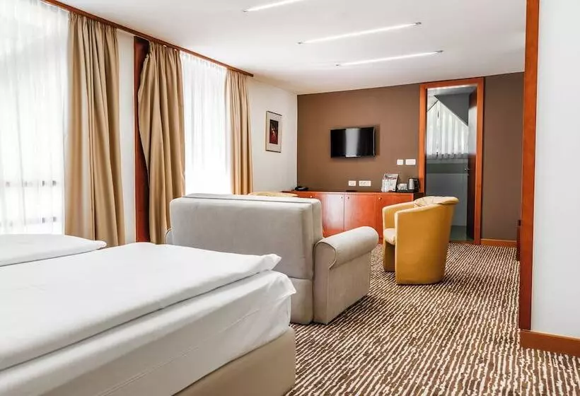 ホテル Kranjska Gora