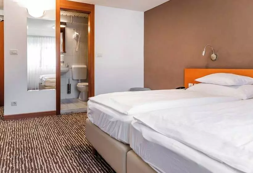 ホテル Kranjska Gora