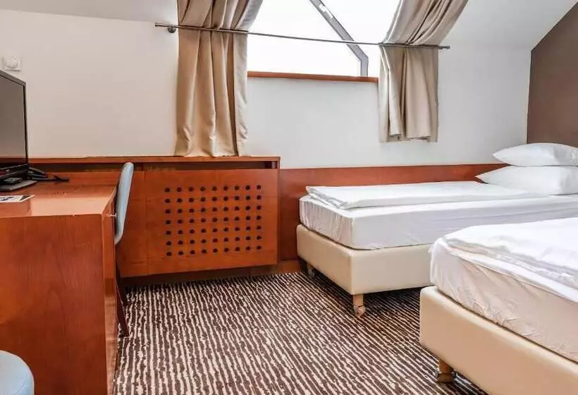 ホテル Kranjska Gora