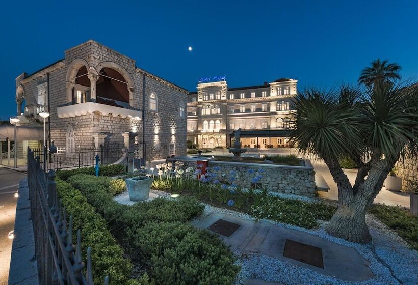 בית מלון כפרי Lapad