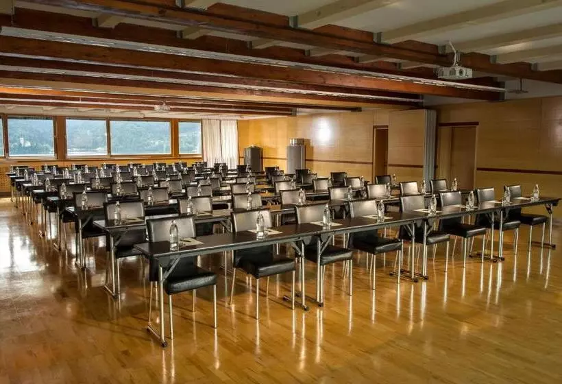 בית מלון כפרי Lovec