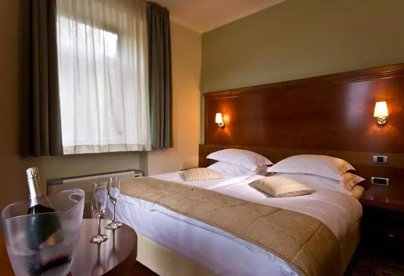 בית מלון כפרי Lovec