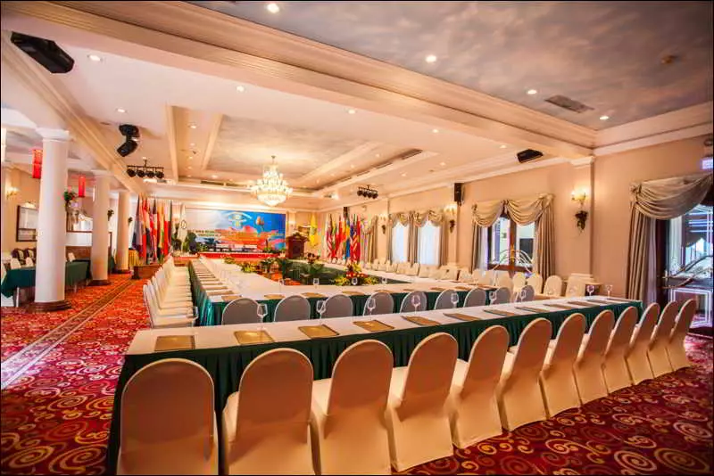 هتل Majestic Saigon