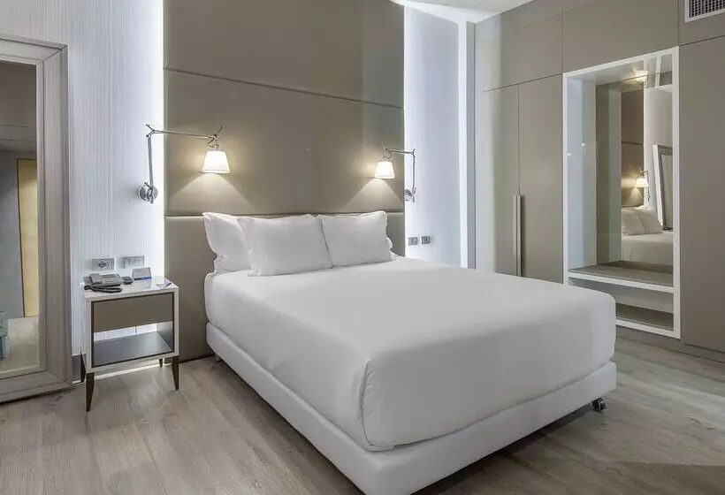 호텔 NH Collection Milano Touring