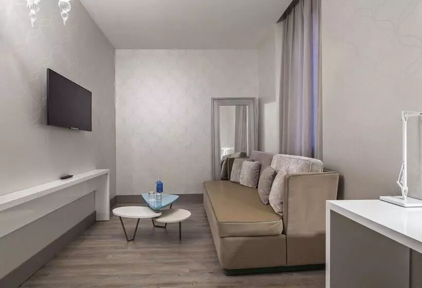 호텔 NH Collection Milano Touring