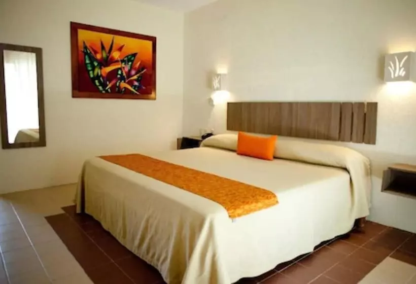 酒店 Plaza Palenque