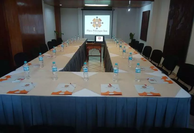 酒店 Plaza Palenque