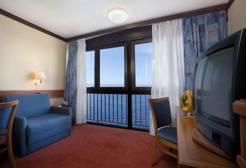 هتل Kristal   Liburnia