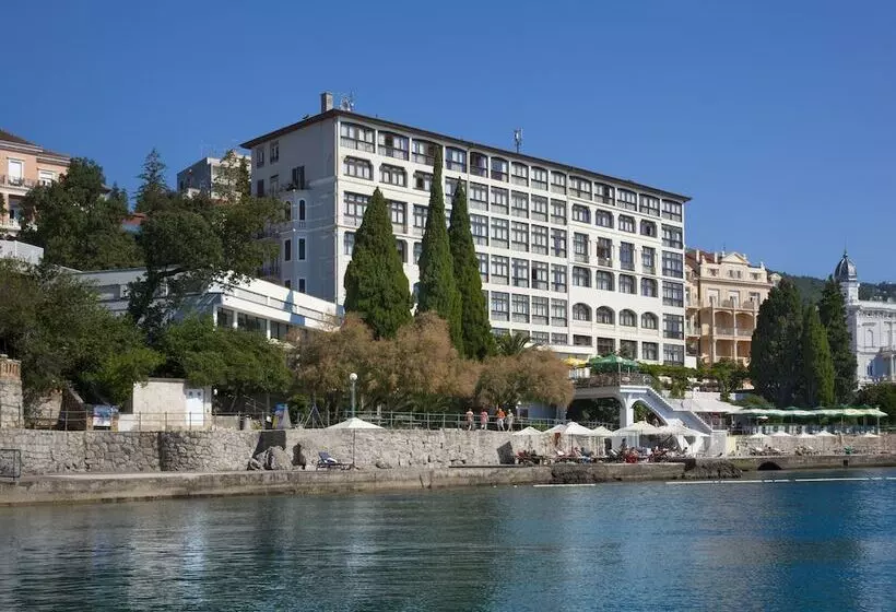 هتل Kristal   Liburnia