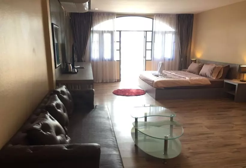 Hotell S A F E Residence Patong