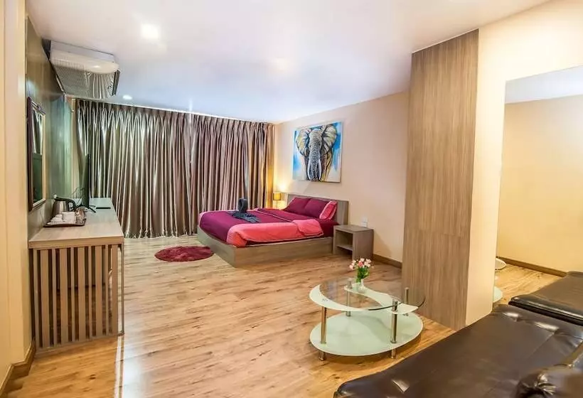 Hotell S A F E Residence Patong