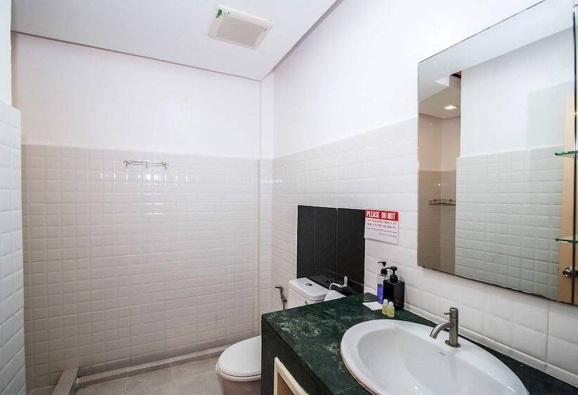 Hotel S A F E Residence Patong