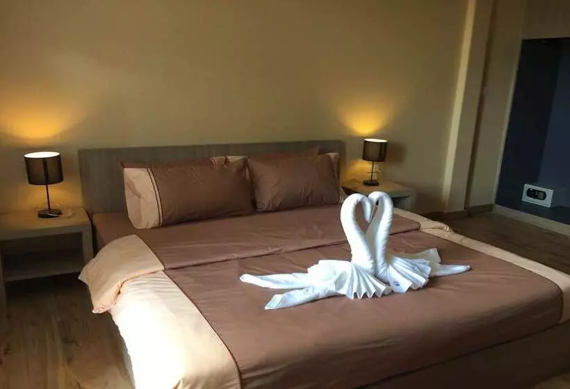 Hotell S A F E Residence Patong