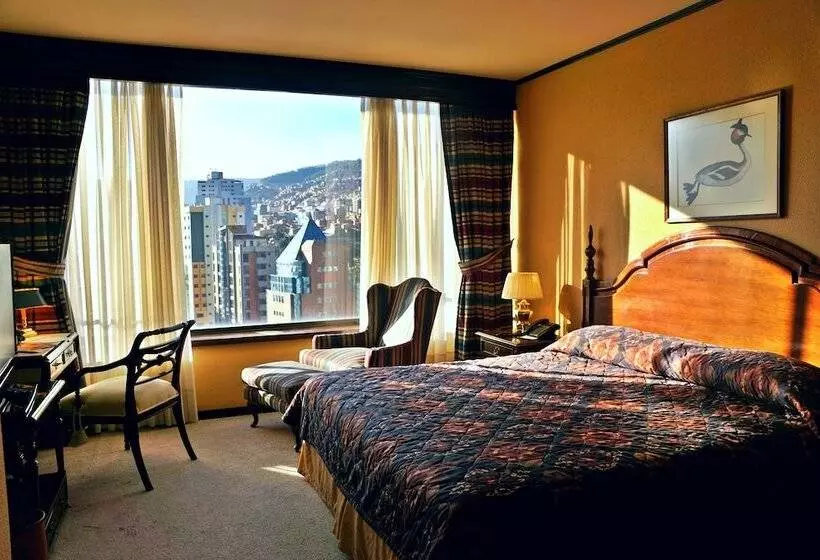 Real Plaza Hotel And Convention Center