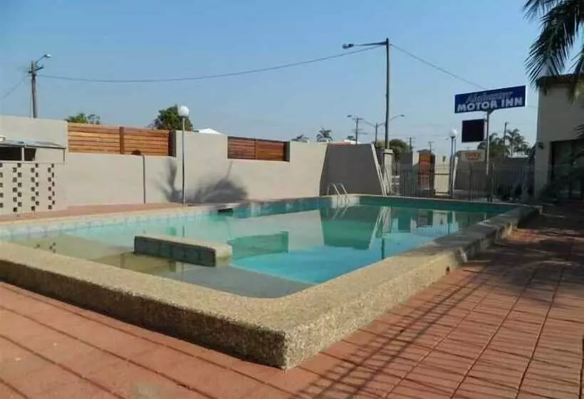 فندق Alabaster Motor Inn