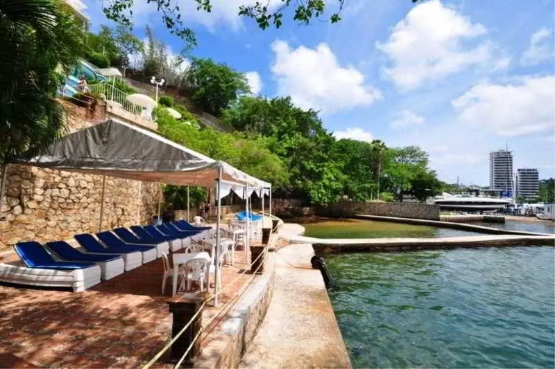 ホテル Alba Suites Acapulco