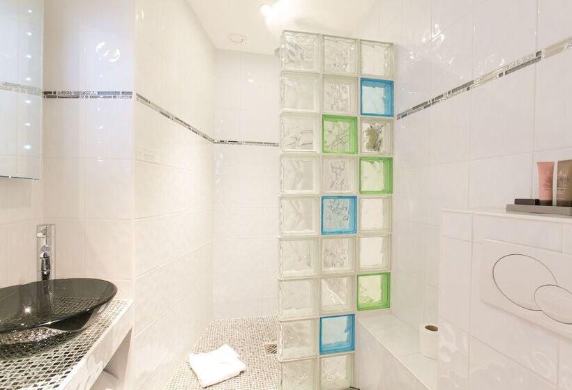 هتل Atelier Vavin