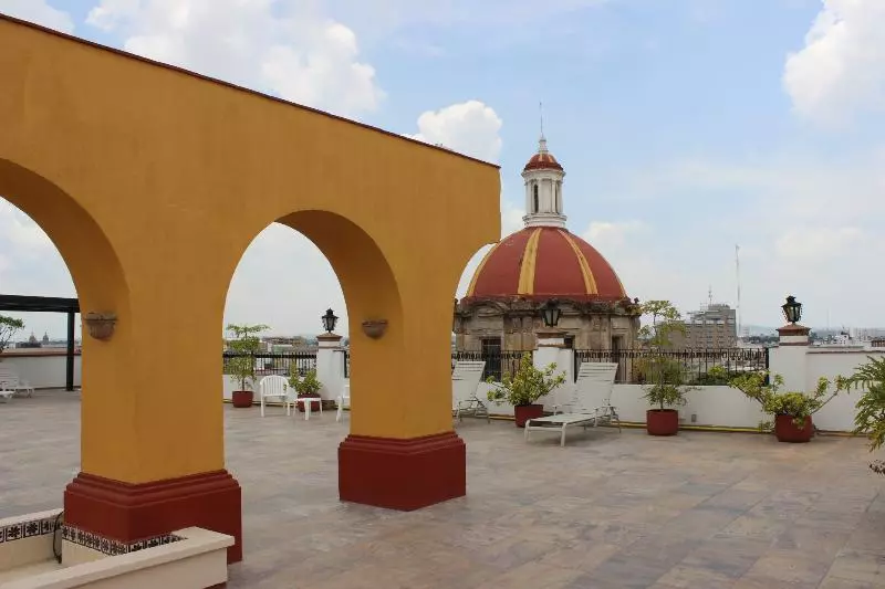 Отель De Mendoza