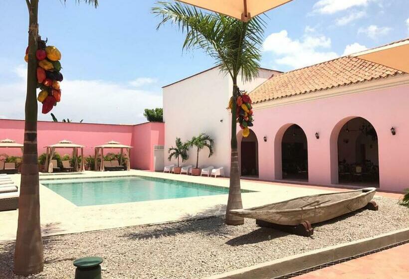 هتل Doña Manuela