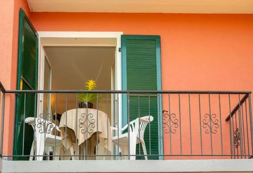 Hotel Garni Dei Fiori