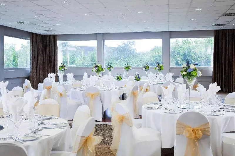Hotel Holiday Inn Maidenhead Windsor By Ihg