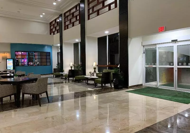 هتل Holiday Inn Mayaguez & Tropical Casino, An Ihg