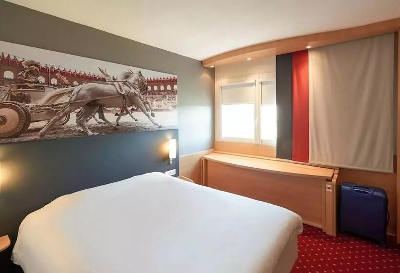 Hotel Ibis Cholet