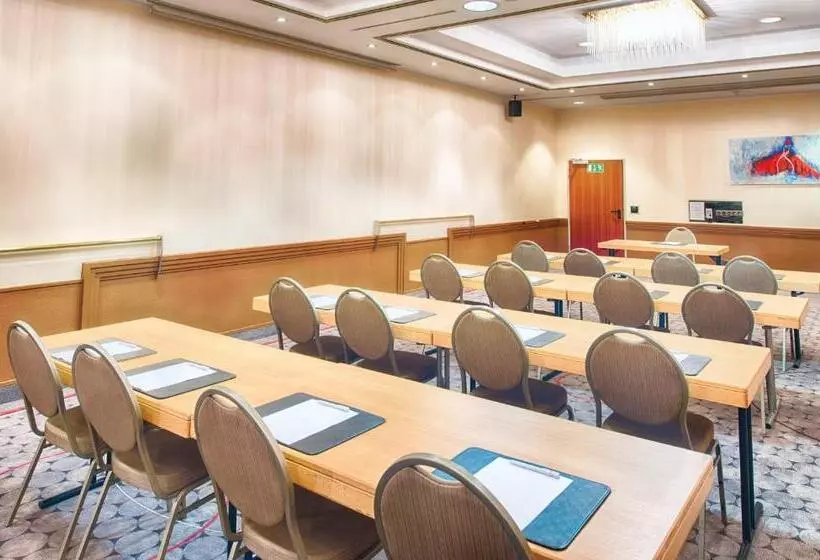 Leonardo Hotel Düsseldorf Airport Ratingen