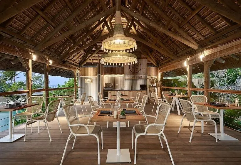 هتل Paradise Cove Boutique