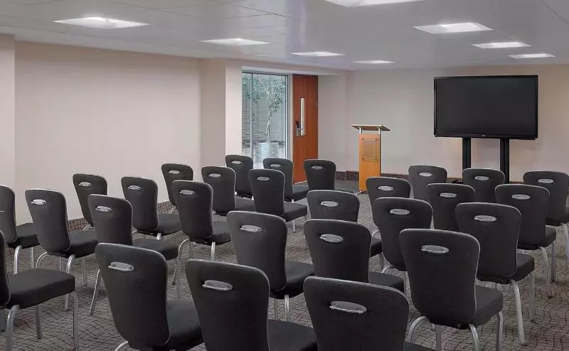 Отель Sheraton Heathrow