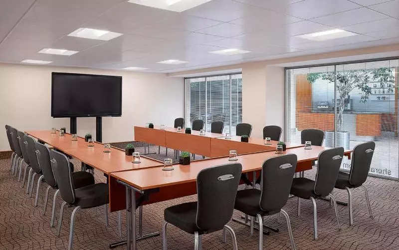 Отель Sheraton Heathrow