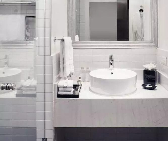 호텔 Wyndham Monterrey Ambassador Centro