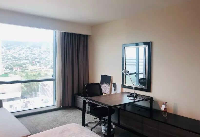 호텔 Wyndham Monterrey Ambassador Centro