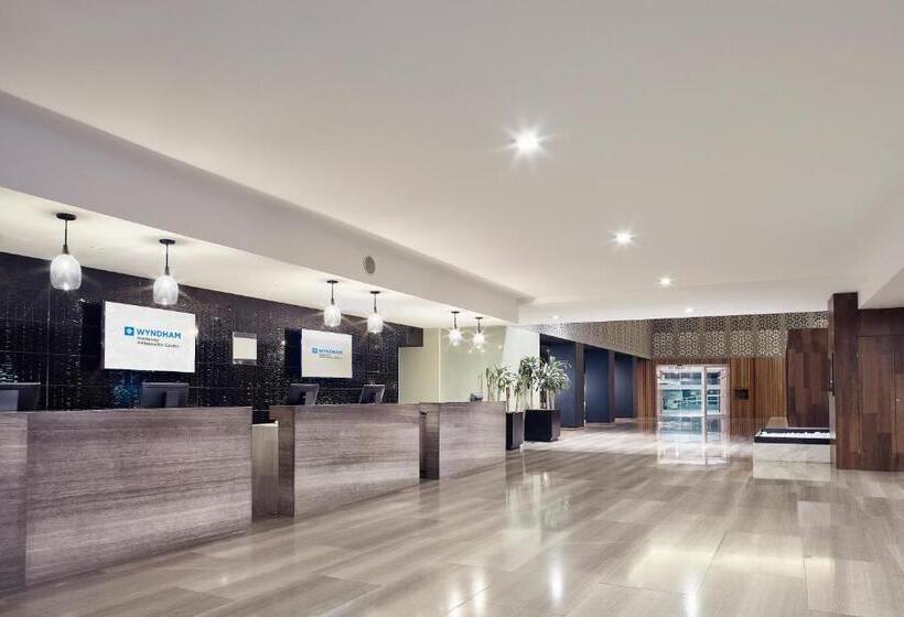 فندق Wyndham Monterrey Ambassador Centro