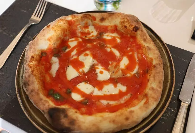 هتل Sina Villa Medici, Autograph Collection