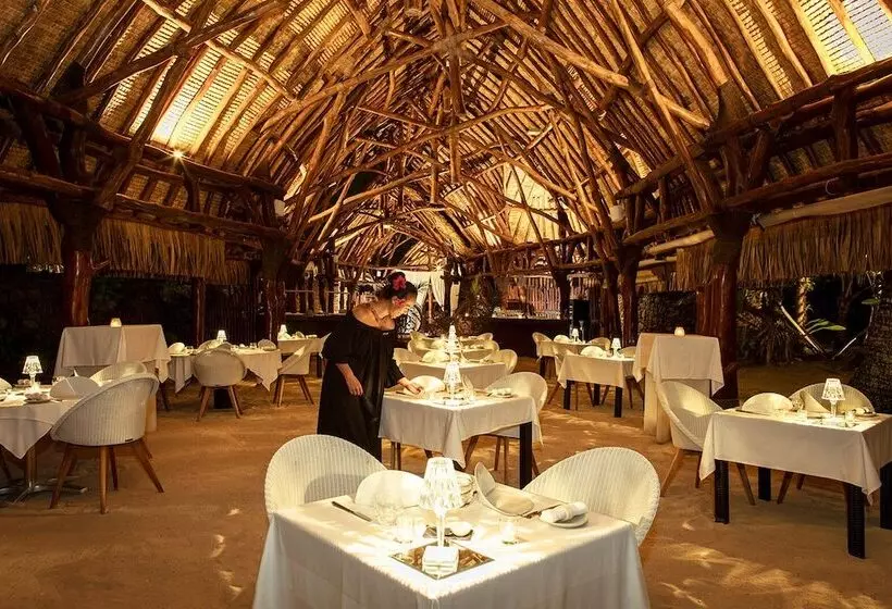 هتل Sofitel Kia Ora Moorea Beach Resort