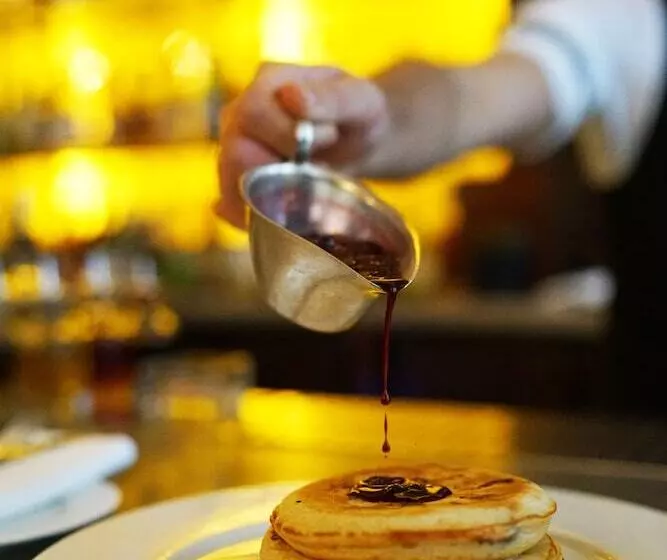 هتل The London Edition