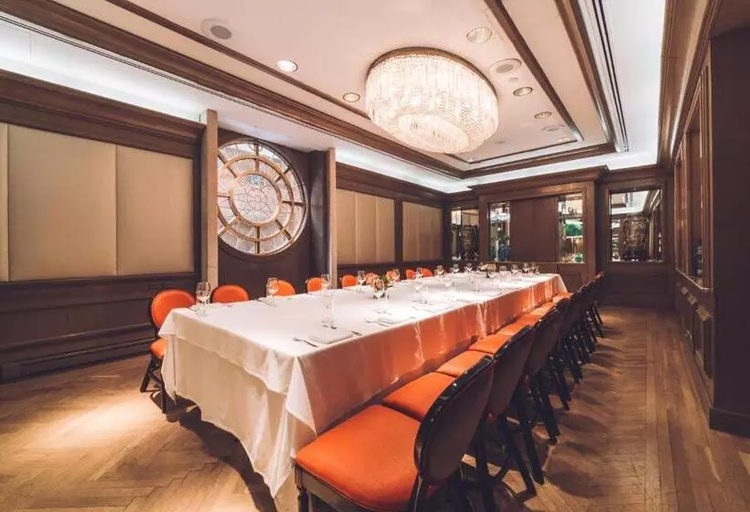 호텔 The Michelangelo