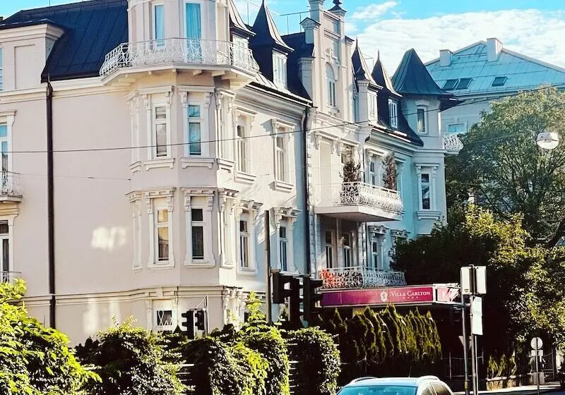 هتل Villa Carlton   Adults Only