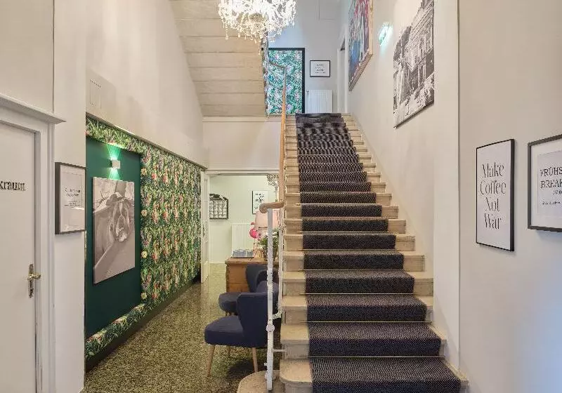 هتل Villa Carlton   Adults Only